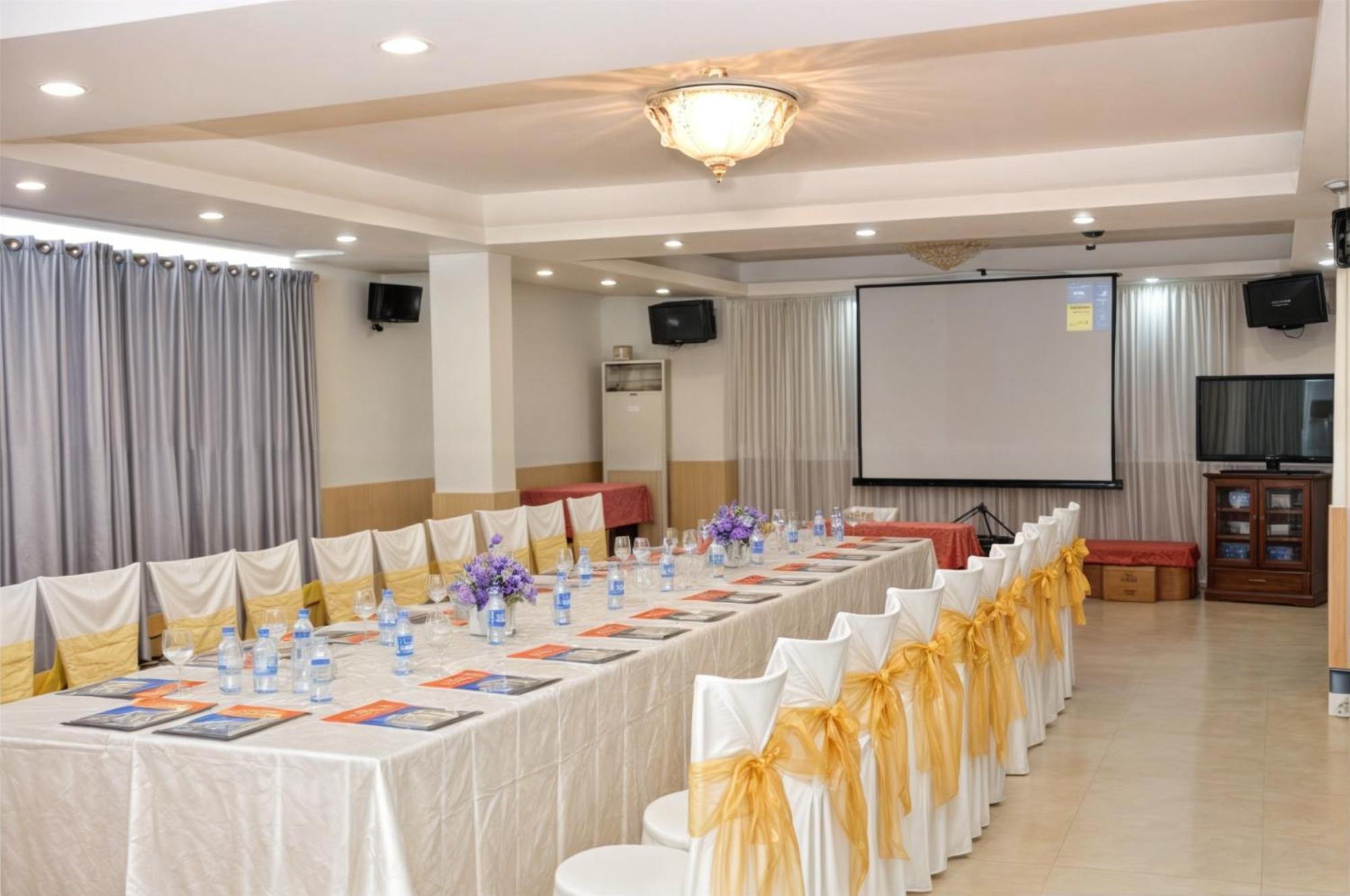 Cct Luxury Hotel Nha Trang Luaran gambar