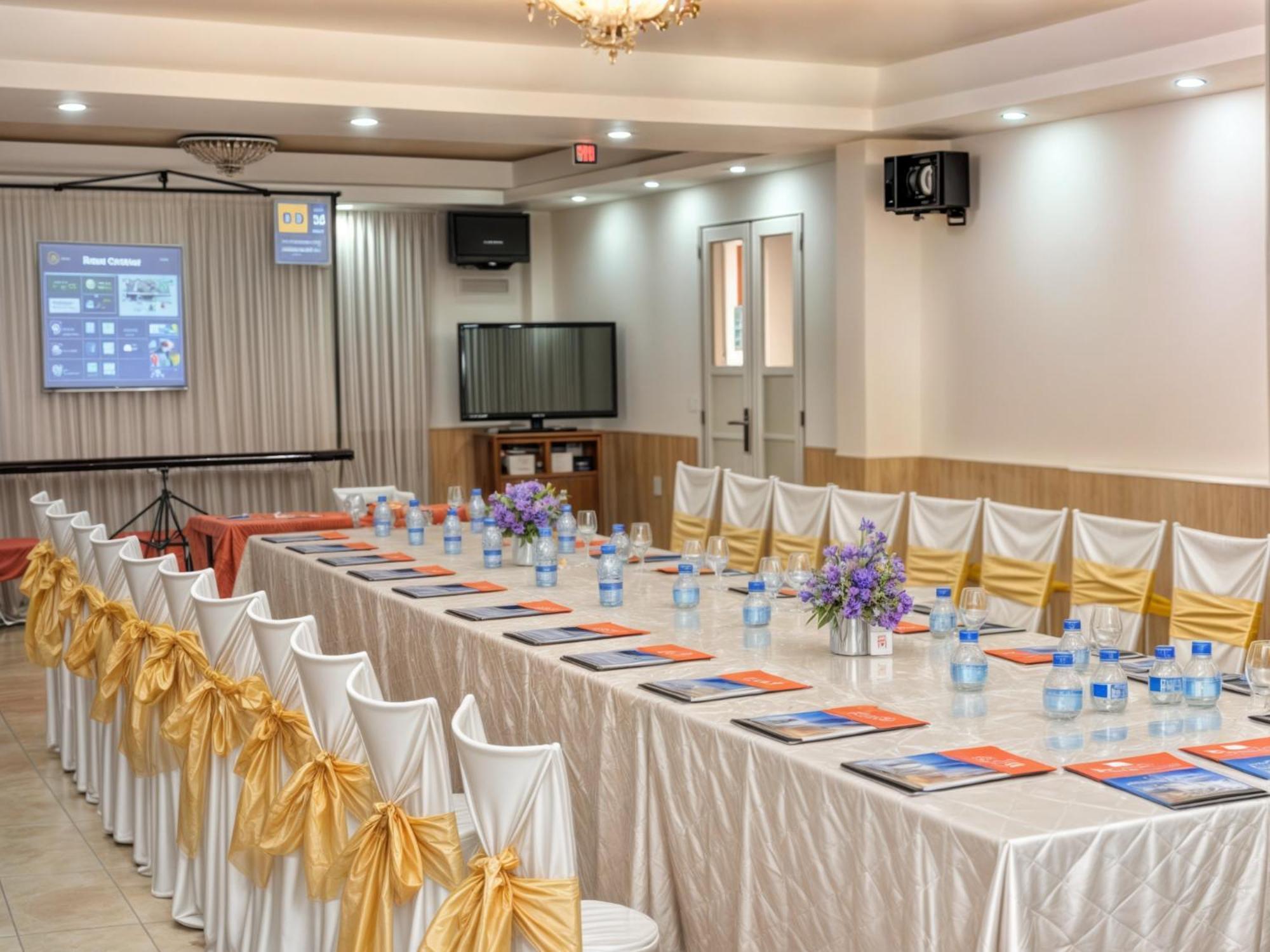 Cct Luxury Hotel Nha Trang Luaran gambar